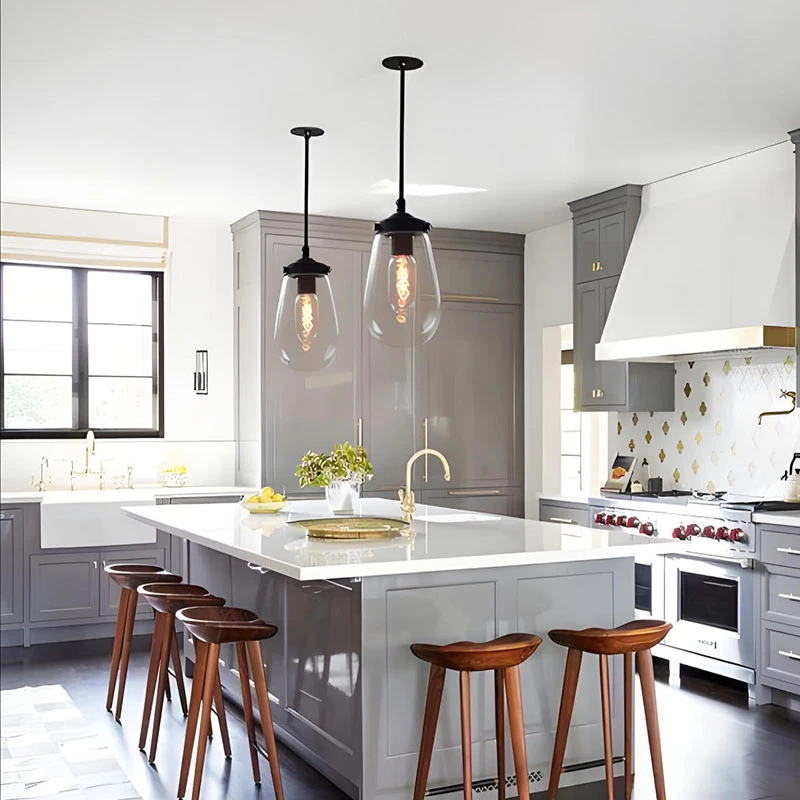 white shaker cabinets white quartz countertops (2).jpg